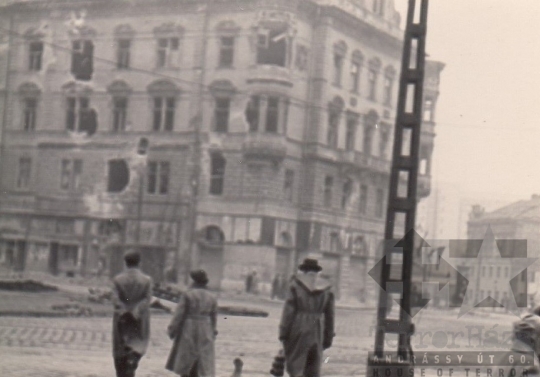 THM-BI-2017.4.29 - The 1956 Revolution and Freedom Fight in Rákóczi street and in the area 