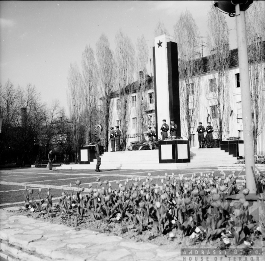 THM-BJ-00284 - Szekszárd, South Hungary, 1973