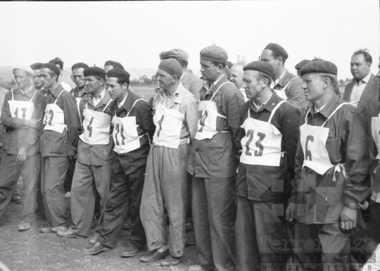 THM-BJ-00410 - Őcsény, South Hungary, 1966