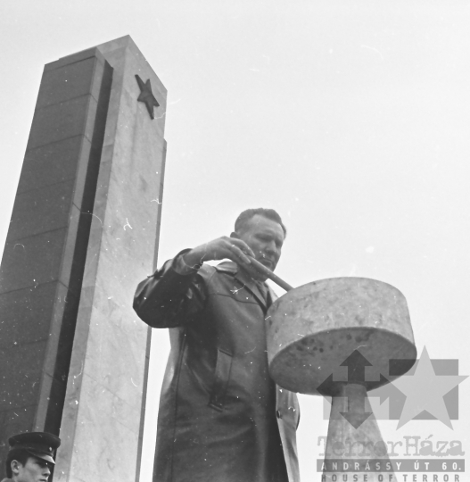 THM-BJ-00629 - Szekszárd, South Hungary, 1968