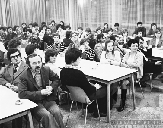 THM-BJ-00715 - Szekszárd, South Hungary, 1977