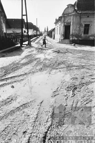 THM-BJ-00927b - Murga, South Hungary, 1983