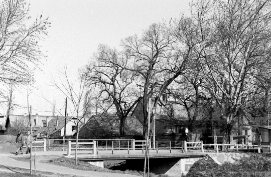 THM-BJ-01017 - Szekszárd, South Hungary, 1977