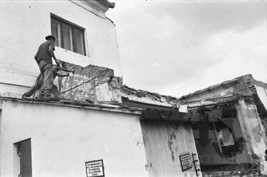 THM-BJ-01026 - Tolna, South Hungary, 1979