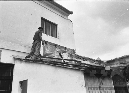 THM-BJ-01026a - Tolna, South Hungary, 1979