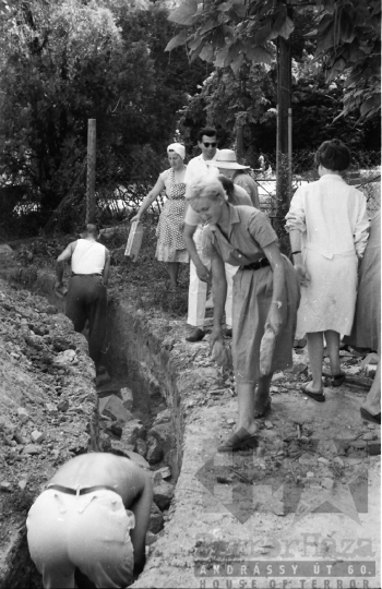 THM-BJ-01114 - Szekszárd, South Hungary, 1966 