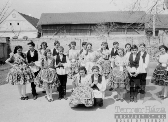 THM-BJ-01204a - Decs, South Hungary, 1962