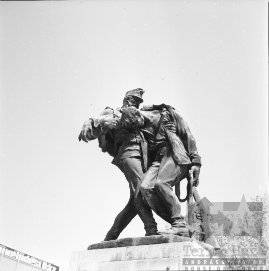 THM-BJ-01278 - Szekszárd, South Hungary, 1974