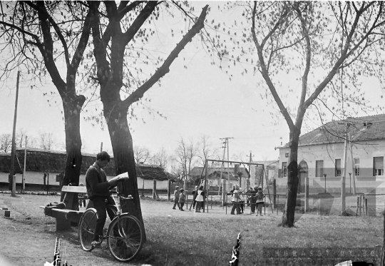 THM-BJ-01421a - Sárszentlőrinc, South Hungary, 1965