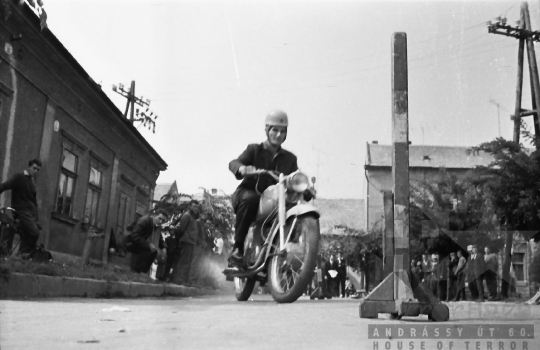 THM-BJ-01571 - Szekszárd, South Hungary, 1966