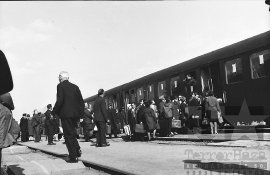 THM-BJ-01851 - Szekszárd, South Hungary, 1968 