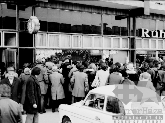 THM-BJ-01916 - Szekszárd, South Hungary, 1977