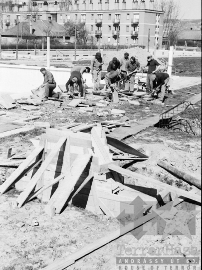 THM-BJ-01936 - Szekszárd, South Hungary, 1977