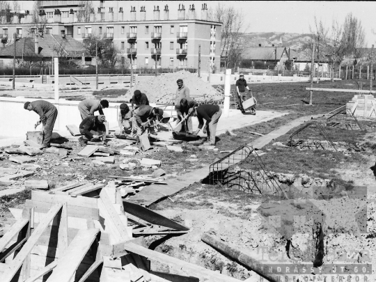 THM-BJ-01937 - Szekszárd, South Hungary, 1977