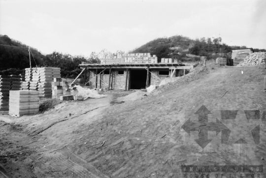 THM-BJ-02251 - Szekszárd, South Hungary, 1985 