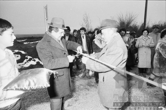 THM-BJ-02266 - Felsőnyék, South Hungary, 1986