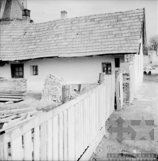 THM-BJ-02323 - Szekszárd, South Hungary, 1968