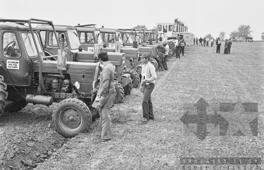 THM-BJ-02357 - Lengyel, South Hungary, 1977