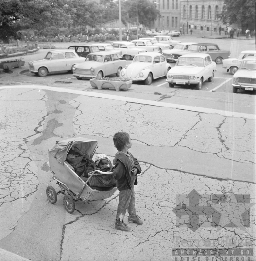 THM-BJ-02360 - Szekszárd, South Hungary, 1973