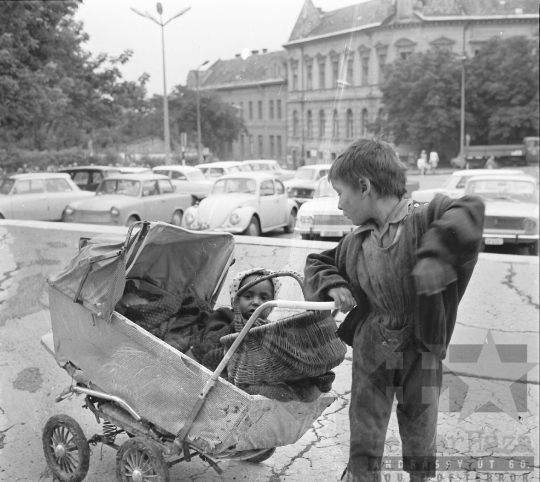 THM-BJ-02362 - Szekszárd, South Hungary, 1973