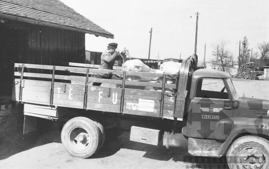 THM-BJ-02882 - Szekszárd, South Hungary, 1967