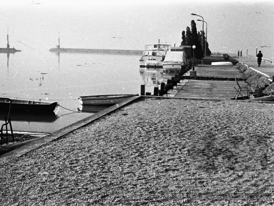 THM-BJ-03097 - Balatonaliga, South Hungary, 1979 