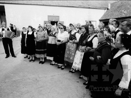 THM-BJ-03149 - Szekszárd, South Hungary, 1982