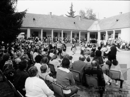 THM-BJ-03171 - Szekszárd, South Hungary, 1982