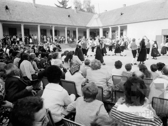 THM-BJ-03181 - Szekszárd, South Hungary, 1982