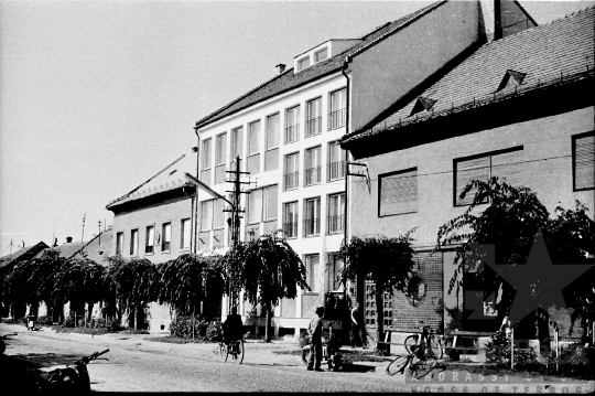 THM-BJ-03570 - Szekszárd, South Hungary, 1960