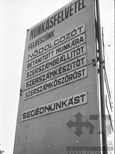 THM-BJ-03790 - Szekszárd, South Hungary, 1977