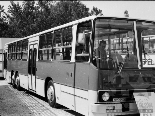 THM-BJ-03945 - Budapest, Hungary, 1985