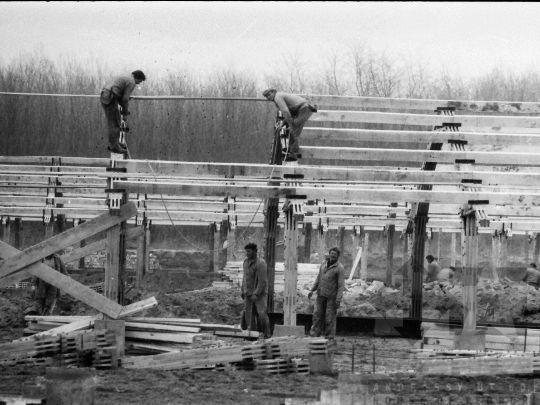 THM-BJ-04270 - Németkér-Hard, South Hungary, 1982