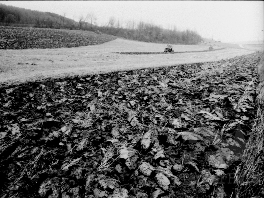 THM-BJ-04343 - Hőgyész, South Hungary, 1982