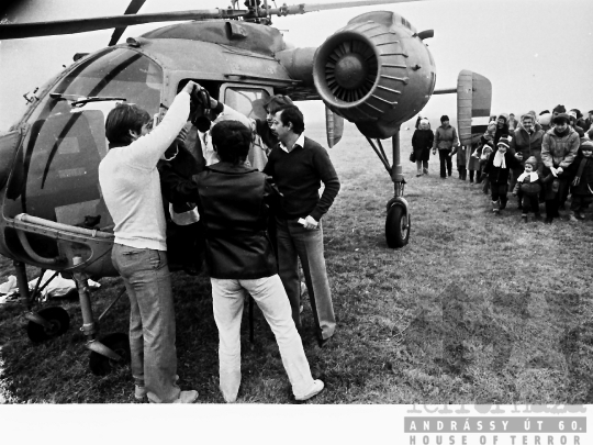 THM-BJ-04397 - Őcsény, South Hungary, 1983