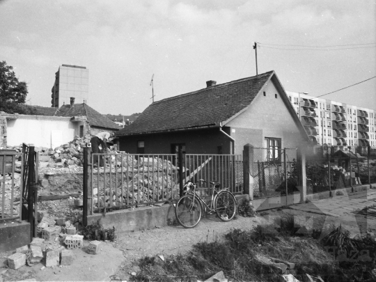 THM-BJ-04660 - Szekszárd, South Hungary, 1988