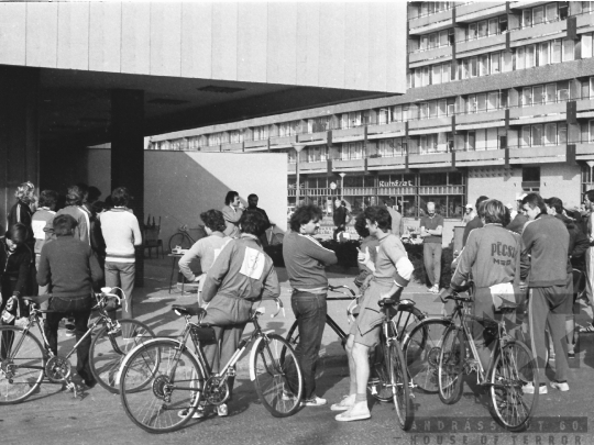 THM-BJ-05243 - Szekszárd, South Hungary, 1978