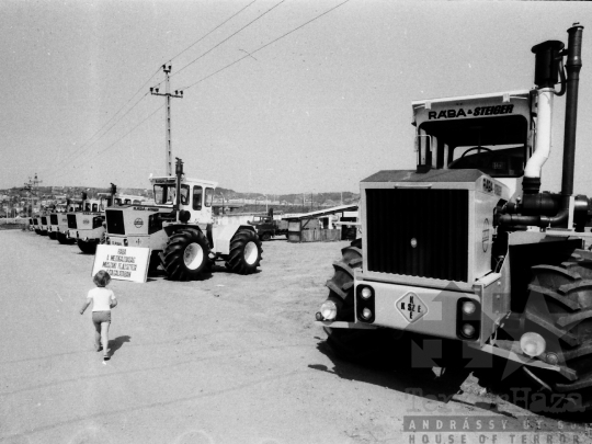 THM-BJ-06422 - Szekszárd, South Hungary, 1983