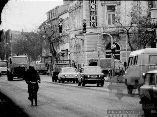 THM-BJ-06473 - Szekszárd, South Hungary, 1985