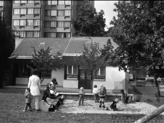 THM-BJ-07045 - Szekszárd, South Hungary, 1988