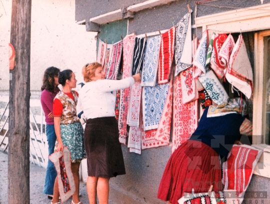 THM-BJ-08098 - Transylvania, Romania, 1975