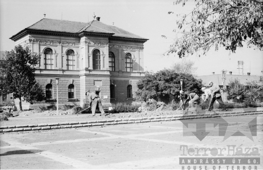 THM-BJ-08243 - Szekszárd, South Hungary, 1962