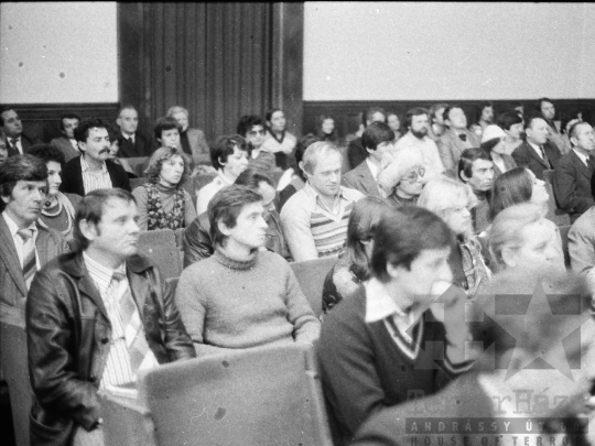 THM-BJ-08779 - Szekszárd, South Hungary, 1981