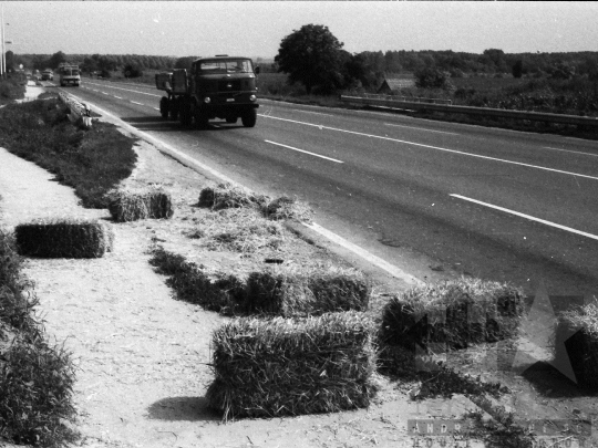 THM-BJ-09032 - Szekszárd, South Hungary, 1983 