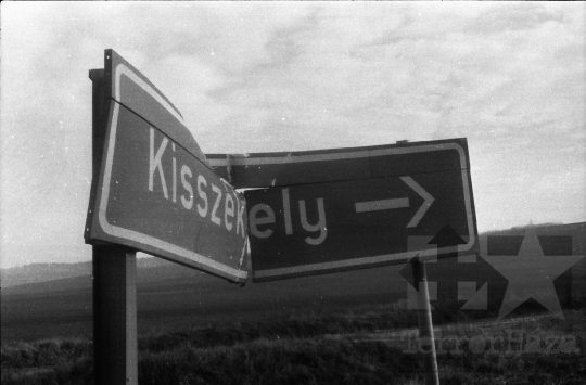 THM-BJ-09454 - Kisszékely, South Hungary, 1989