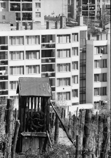 THM-BJ-09473 - Szekszárd, South Hungary, 1989 