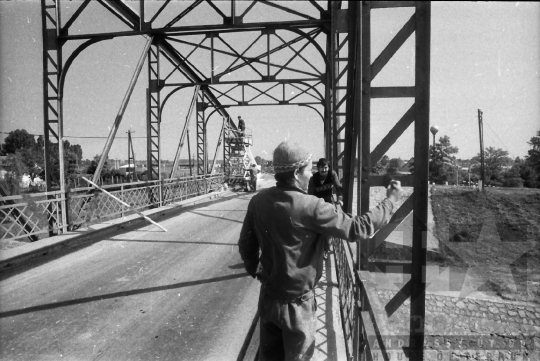 THM-BJ-09479 - Szekszárd, South Hungary, 1989