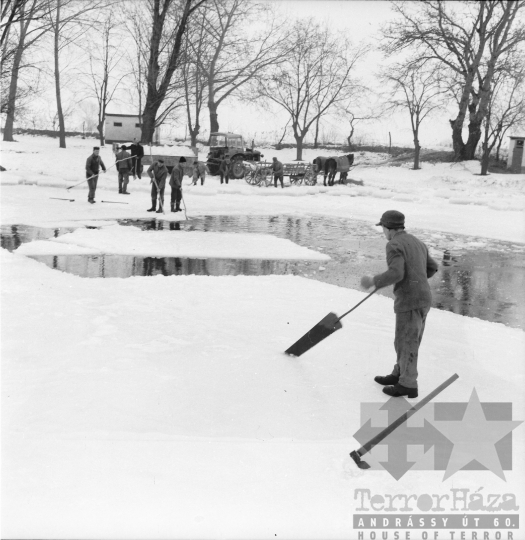 THM-BJ-09723 - Szekszárd, South Hungary, 1968