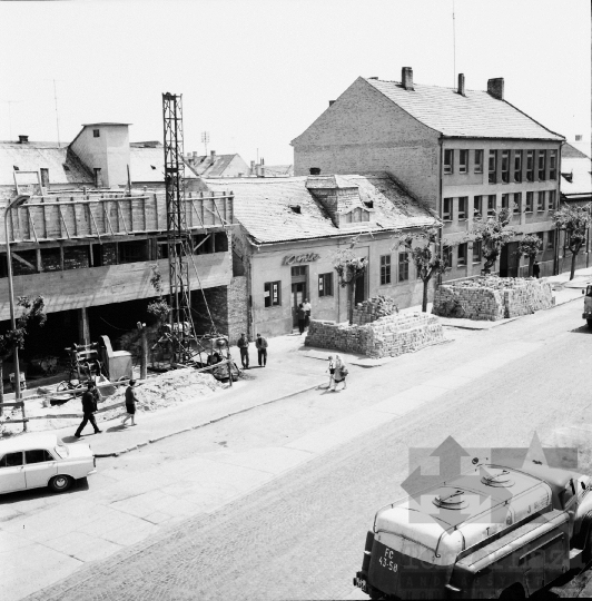 THM-BJ-09915 - Szekszárd, South Hungary, 1973