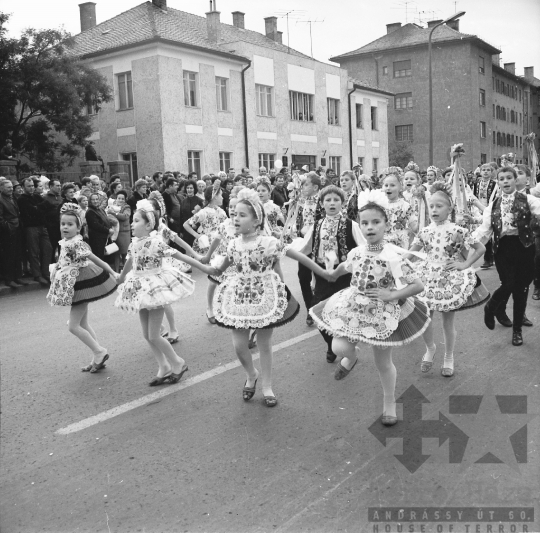 THM-BJ-09921 - Szekszárd, South Hungary, 1975